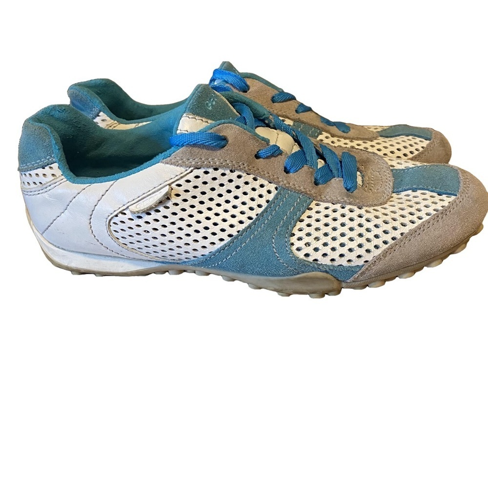 Geox Respira Women’s Blue & White Suede Sneakers Size 7 - Picture 4 of 9